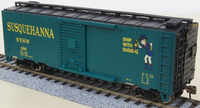 AHMの40'スライドドア・ボックスカー: TransPacific Railroad